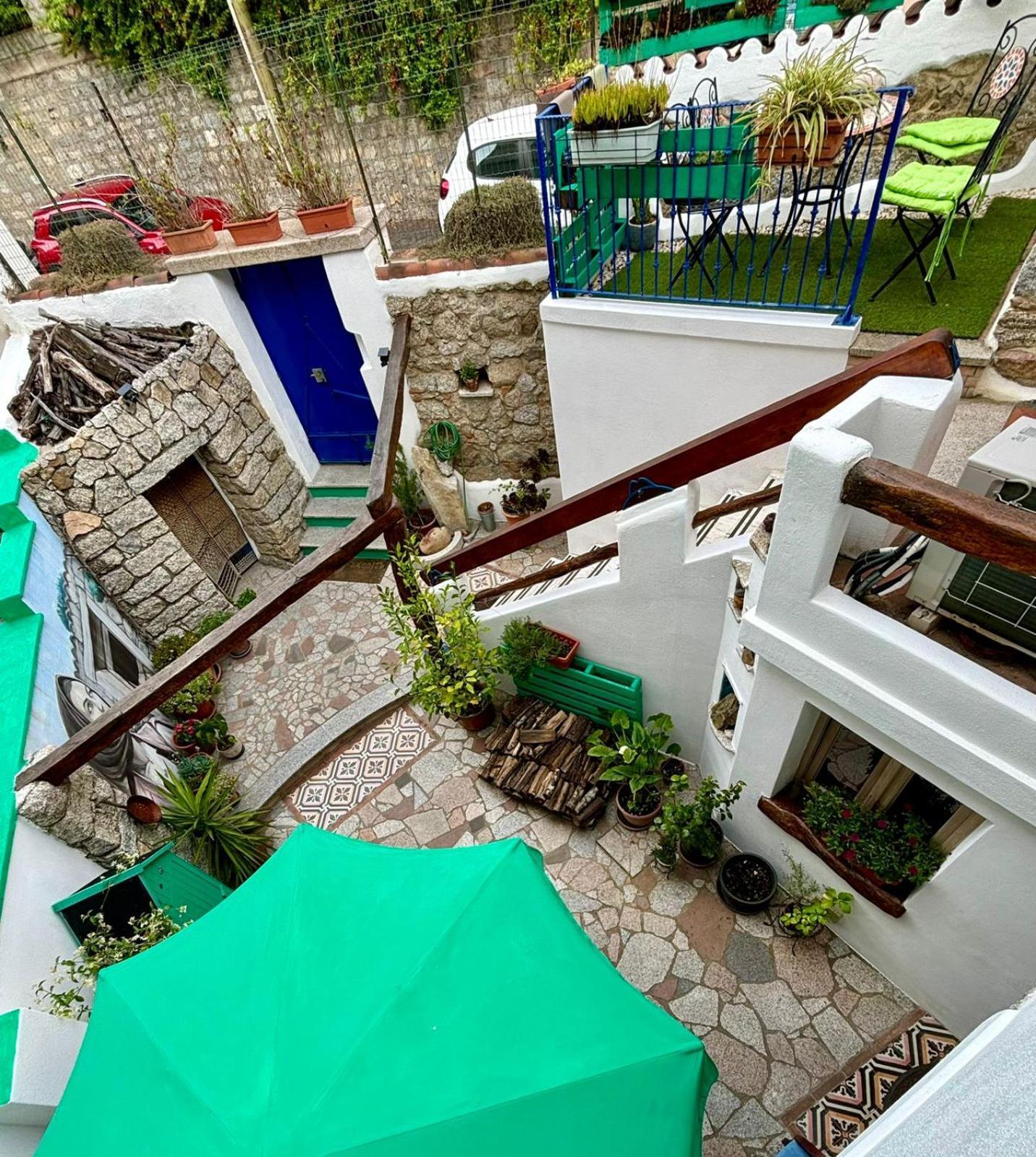 B&B Pascal House Nuoro_Iun E5016 Нуоро Екстериор снимка