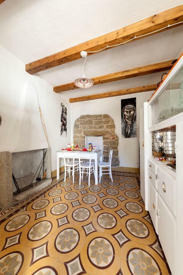 B&B Pascal House Nuoro_Iun E5016 Нуоро Екстериор снимка